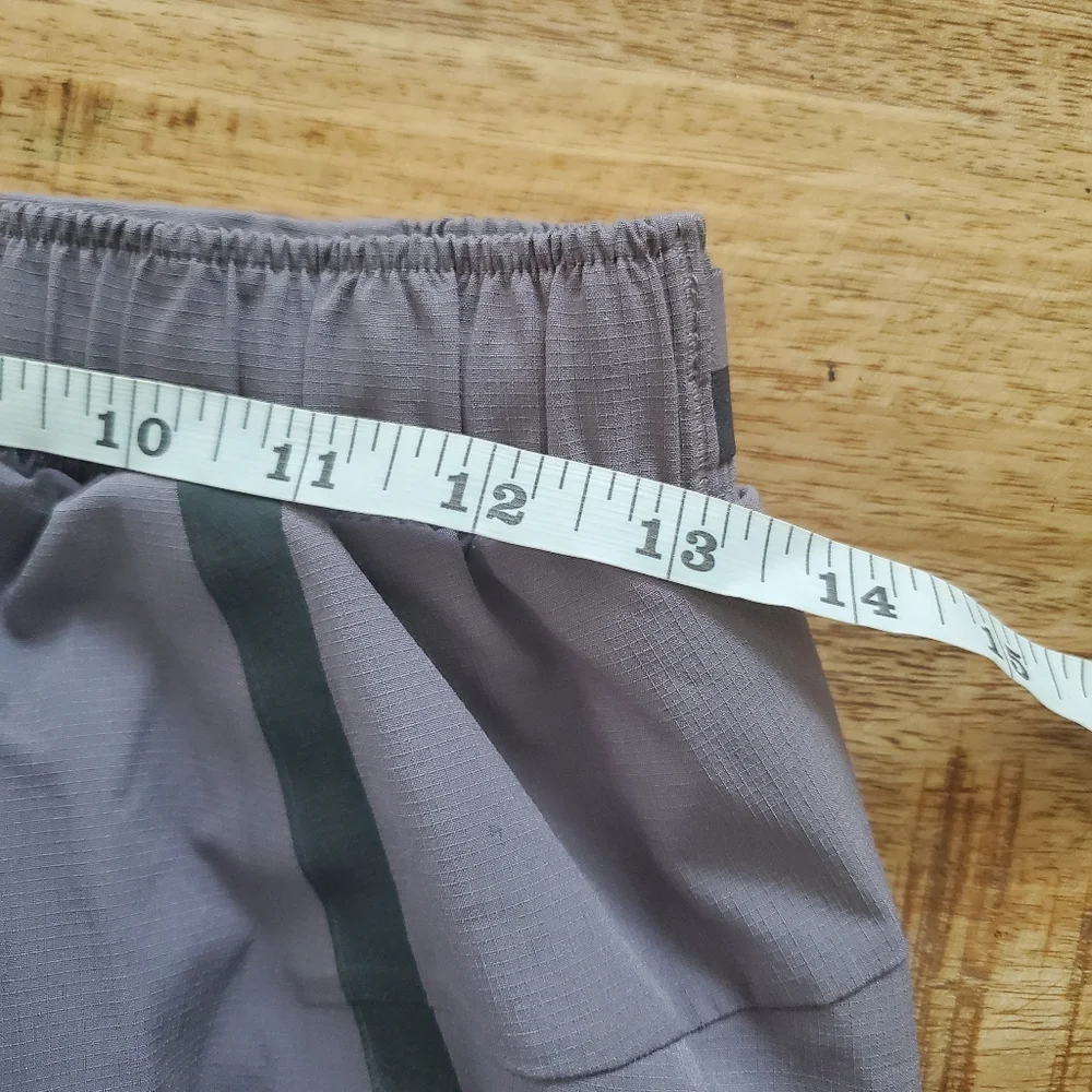 Lululemon  Lined Short 6